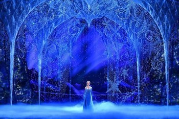 アナと雪の女王舞台写真2